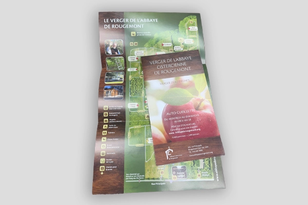 Dépliant tri-fold pour restaurant - Impression professionnelle Miromedia